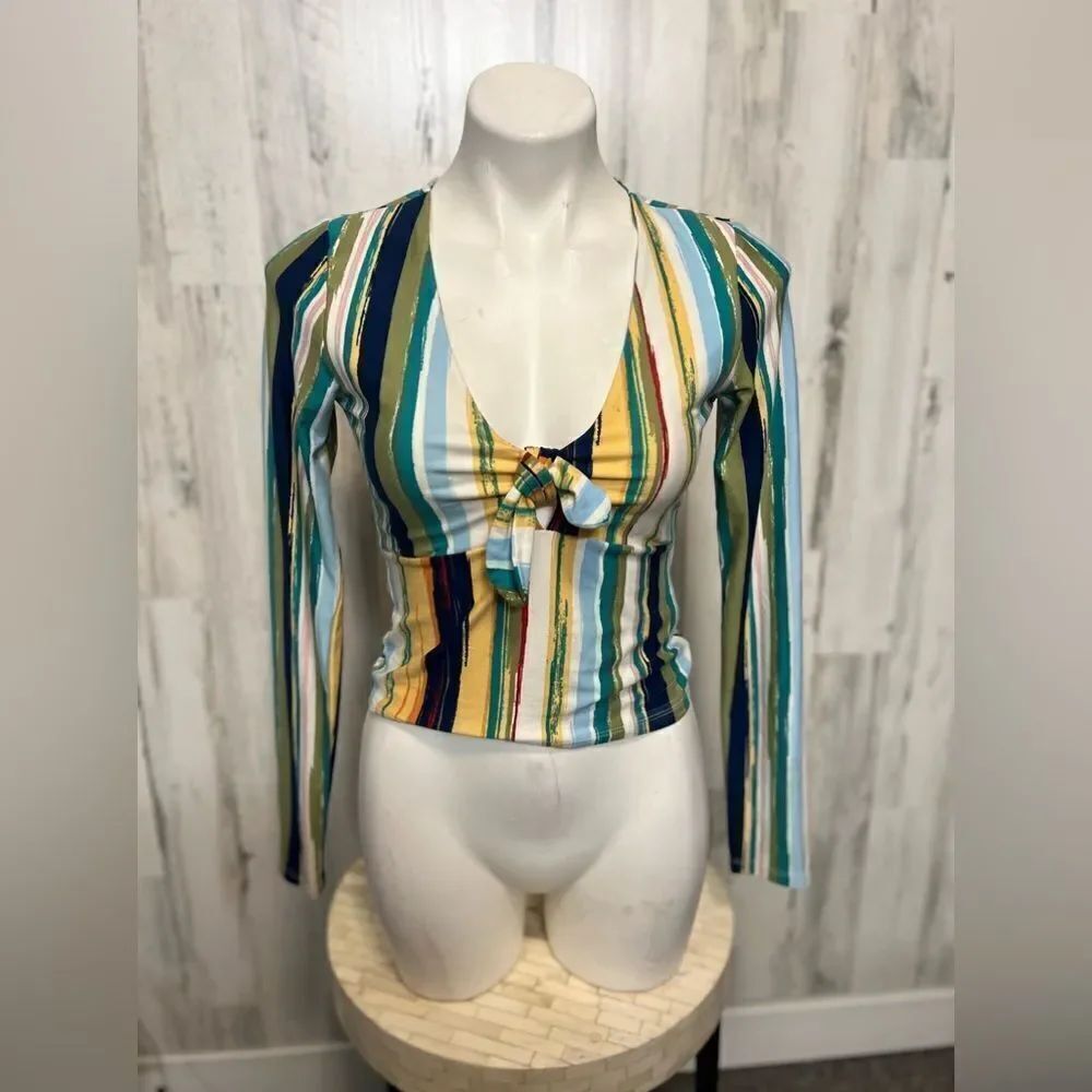 Stripped top